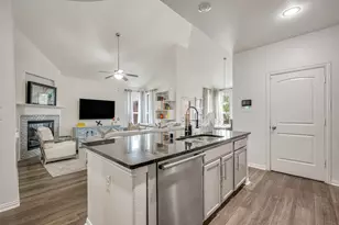 428 Shasta St, DeSoto, TX 75115 - Photo 11
