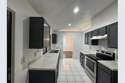 500 Island Court, Irving, TX 75060 - Photo 3