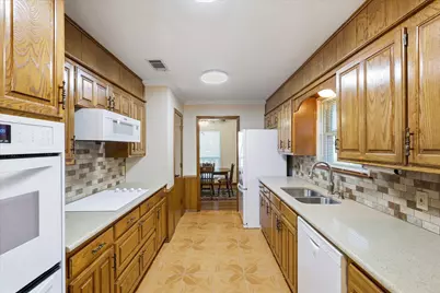2509 Radcliffe Drive, Arlington, TX 76012 - Photo 15