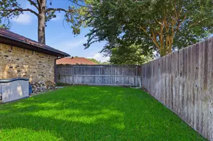 2509 Radcliffe Dr, Arlington, TX 76012 - Photo 33