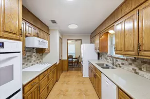 2509 Radcliffe Dr, Arlington, TX 76012 - Photo 15