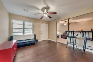 11719 Manon Dr, Balch Springs, TX 75180 - Photo 5