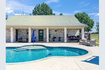 1835 Upper Montague Road, Bowie, TX 76230 - Photo 27