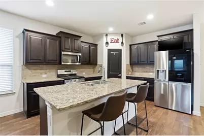 9032 Sycamore Leaf Drive, Fort Worth, TX 76179 - Photo 5