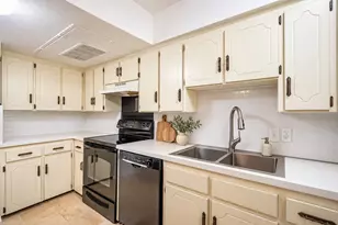 6018 E University Blvd, Dallas, TX 75206 - Photo 3