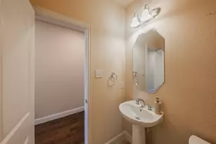 15505 Bluffdale Dr, Fort Worth, TX 76262 - Photo 5