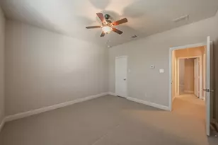 15505 Bluffdale Dr, Fort Worth, TX 76262 - Photo 35