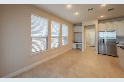15505 Bluffdale Drive, Fort Worth, TX 76262 - Photo 11