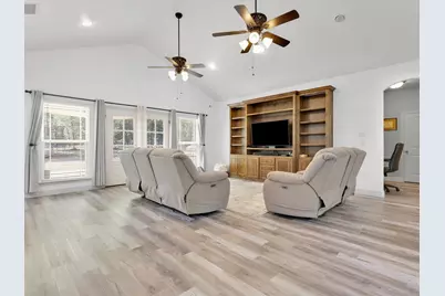 1255 Greg Street, Azle, TX 76020 - Photo 7