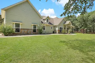 1255 Greg St, Azle, TX 76020 - Photo 3
