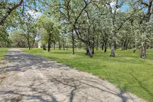 1255 Greg St, Azle, TX 76020 - Photo 35