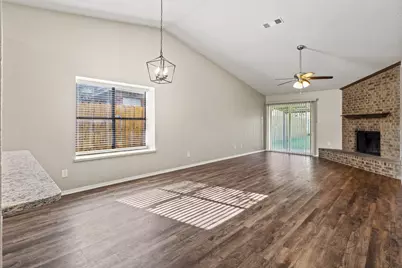 1705 Dynasty Drive, Glenn Heights, TX 75154 - Photo 3