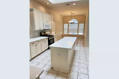 10305 Cecile Drive, Frisco, TX 75035 - Photo 7