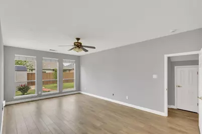 6113 Farrah Drive, Fort Worth, TX 76131 - Photo 13