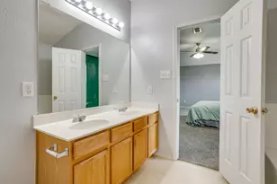 2521 Buffalo Run, Burleson, TX 76028 - Photo 27