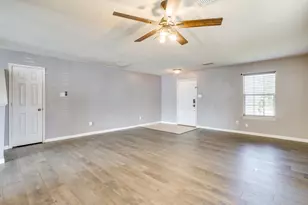 2521 Buffalo Run, Burleson, TX 76028 - Photo 7