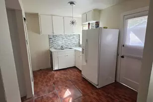 235 N Shore Dr, Dallas, TX 75216 - Photo 3