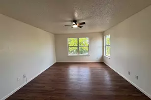 7305 Marsland Ln, Arlington, TX 76001 - Photo 23