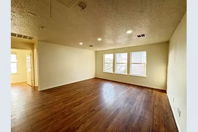 7305 Marsland Lane, Arlington, TX 76001 - Photo 11