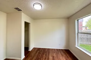 7305 Marsland Ln, Arlington, TX 76001 - Photo 19