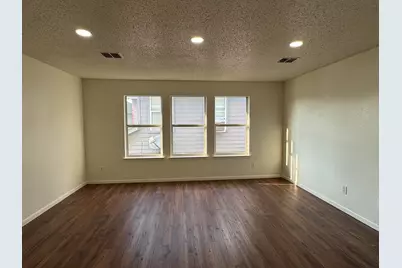 7305 Marsland Lane, Arlington, TX 76001 - Photo 33