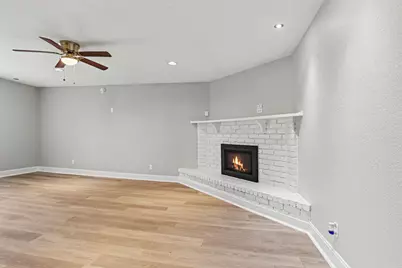224 Rockcrest Drive, Mesquite, TX 75150 - Photo 7