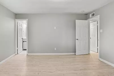 224 Rockcrest Drive, Mesquite, TX 75150 - Photo 11
