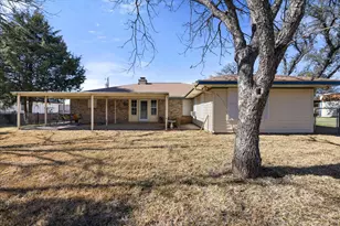 417 Sky Harbour Ct, Granbury, TX 76049 - Photo 29