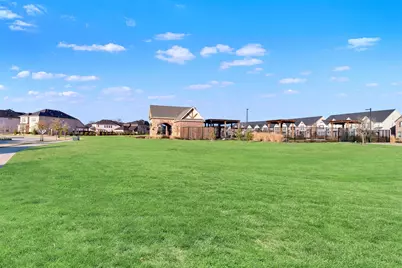 12960 Wymeth Drive, Farmers Branch, TX 75234 - Photo 37