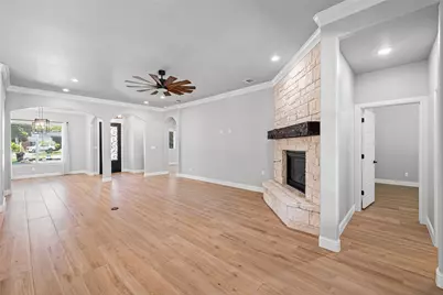 9303 Bellechase Road, Granbury, TX 76049 - Photo 11