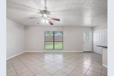 10217 Ironwood Lane, Dallas, TX 75249 - Photo 5