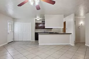 10217 Ironwood Ln, Dallas, TX 75249 - Photo 7