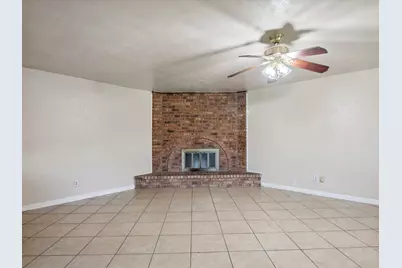10217 Ironwood Lane, Dallas, TX 75249 - Photo 9