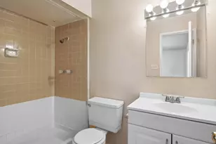 10217 Ironwood Ln, Dallas, TX 75249 - Photo 21