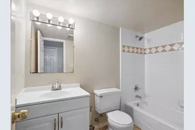 10217 Ironwood Lane, Dallas, TX 75249 - Photo 17