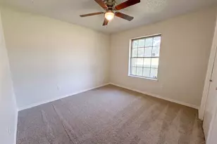 304 Brook Hollow Dr, DeSoto, TX 75115 - Photo 15