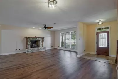 102 Tiffany Trail, Weatherford, TX 76086 - Photo 5