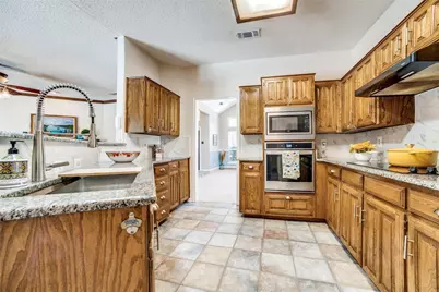 3321 Hazlewood Court, Bedford, TX 76021 - Photo 17