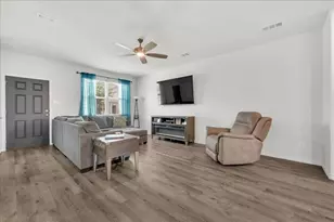 5645 Willamette Dr, Fort Worth, TX 76119 - Photo 3