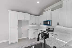 620 Jameson St, Springtown, TX 76082 - Photo 17