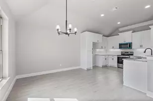 620 Jameson St, Springtown, TX 76082 - Photo 15