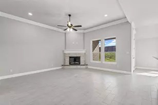 620 Jameson St, Springtown, TX 76082 - Photo 9