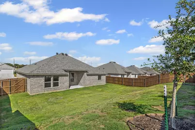 620 Jameson Street, Springtown, TX 76082 - Photo 33