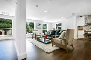 2011 Kirby St, Dallas, TX 75204 - Photo 9