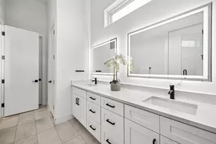 4217 Roseland Ave, Dallas, TX 75204 - Photo 15