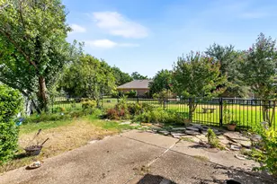 2825 Chimney Hill Dr, Waco, TX 76708 - Photo 29