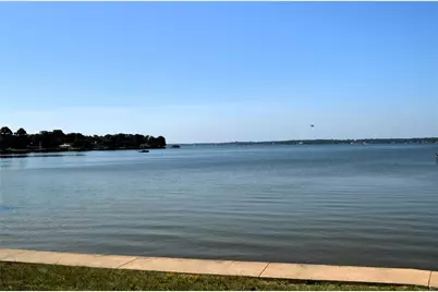 121 Autumn Wood Trail, Gun Barrel City, TX 75156 - Photo 5