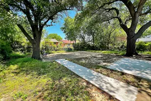 7127 Winterberry Dr, Dallas, TX 75249 - Photo 19