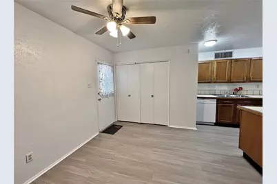 7127 Winterberry Drive, Dallas, TX 75249 - Photo 15