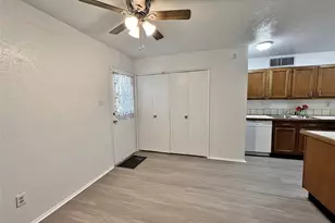7127 Winterberry Dr, Dallas, TX 75249 - Photo 15
